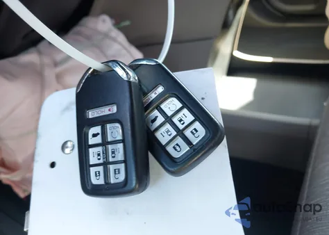 2019 Honda Odyssey Ex z USA, uszkodzony, nr VIN 5FNRL6H5XKB002697